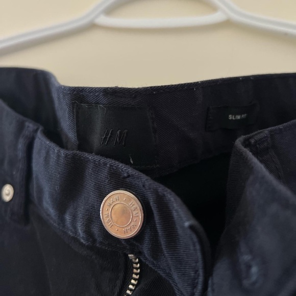Men’s H&M Chino Pants - Picture 2 of 2